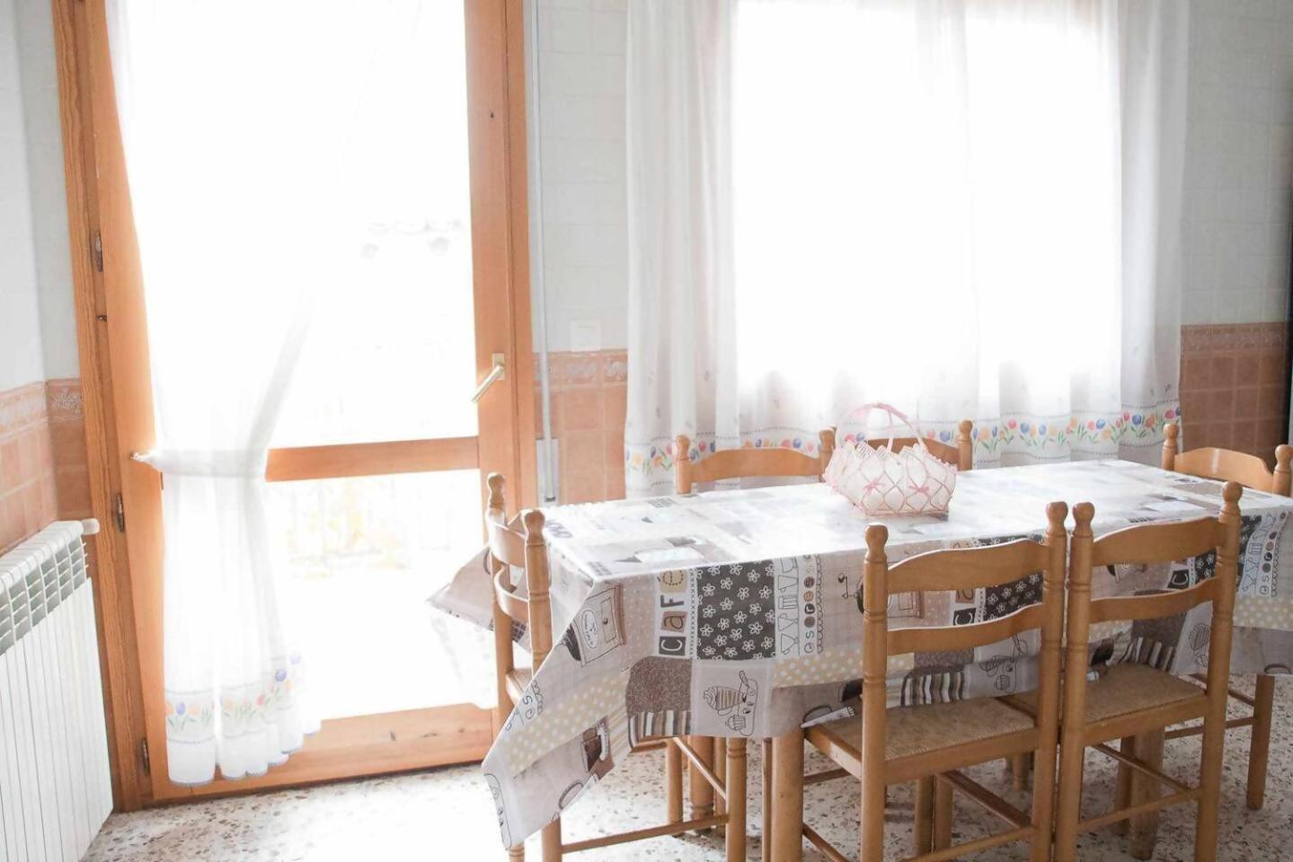 Casa Rural Apartamento Sol Ideal Para Familias Munébrega Buitenkant foto